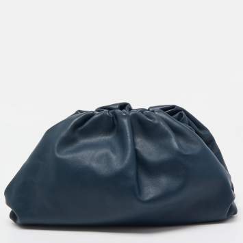 Pre Owned Bottega Veneta Navy Blue Leather Classic Pouch 