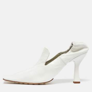 Pre Owned Bottega Veneta White Leather Square Toe Pumps Size 38