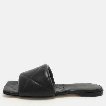 Pre Owned Bottega Veneta Black Quilted Leather Lido Flat Slides Szie 39
