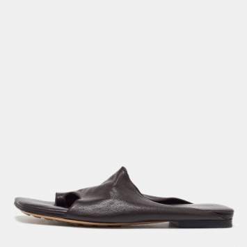 Pre Owned Bottega Veneta Dark Brown Leather Flat Mules Size 39.5
