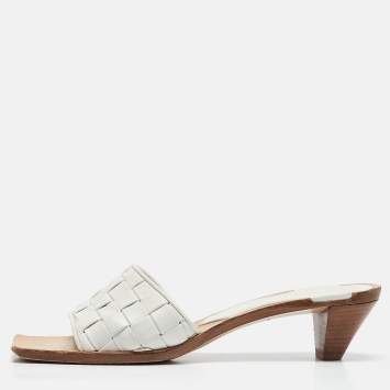 Pre Owned Bottega Veneta White Intrecciato Leather Slide Sandals Size 39