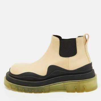 Pre Owned Bottega Veneta Cream Leather Tire Chelsea Ankle Length Boots Size 38