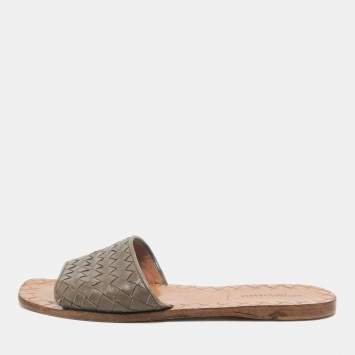 Pre Owned Bottega Veneta Grey Woven Leather Intrecciato Flat Sandals Size 37