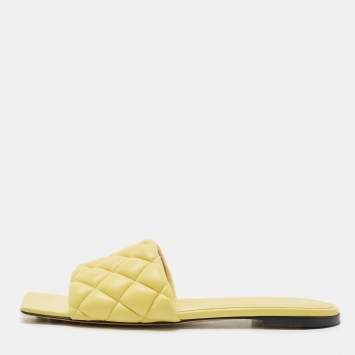 Bottega Veneta Lemon Quilted Leather Lido Flat Sandals Size 41