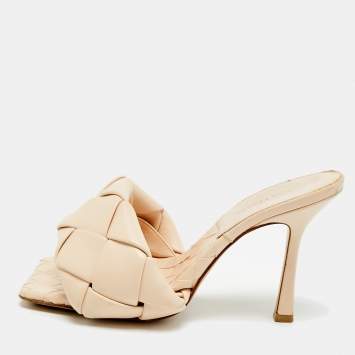 Pre Owned Bottega Veneta Lido Size 37 Beige Quilted Leather Slide Sandals