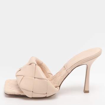 مملوكة مسبقًا Bottega Veneta Lido Size 39 Light Pink Intrecciato Leather Slide Sandals
