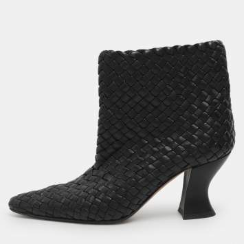 Pre Owned Bottega Veneta Size 36 Black Leather Ankle Length Boots