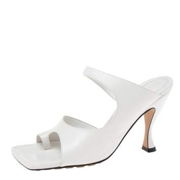 Pre Owned Bottega Veneta White Leather Cutout Slide Sandals Size 35.5