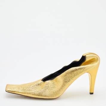 مملوكة مسبقًا Bottega Veneta Metallic Gold Leather Square Toe Pumps Size 39