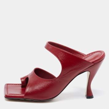 Pre Owned Bottega Veneta Red Leather Square Toe Slide Sandals Size 37