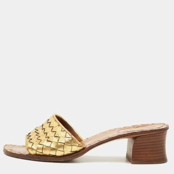 Pre Owned Bottega Veneta Gold Intrecciato Leather Ravello Slide Sandals Size 37