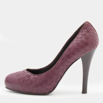 Pre Owned Bottega Veneta Burgundy Intrecciato Leather Almond Toe Pumps Size 40