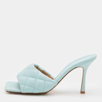Pre Owned Bottega Veneta Light Blue Quilted Leather Lido Slide Sandals Size 40.5