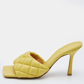Pre Owned Bottega Veneta Yellow Leather Lido Slide Sandals Size 37.5