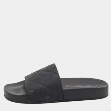 Pre Owned Bottega Veneta Black Quilted Rubber Pool Slides Size 38