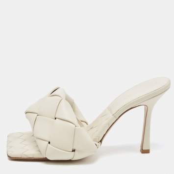 Pre Owned Bottega Veneta Cream Leather Lido Slides Size 38.5