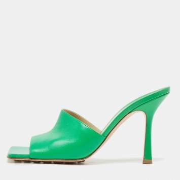 Pre Owned Bottega Veneta Green Leather Square Open Toe Slide Sandals Size 38