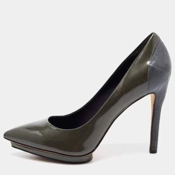 Pre Owned Brian Atwood Two Tone Patent and Leather Platform Pumps Size 37