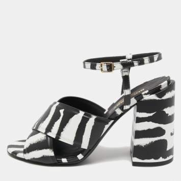 مملوكة مسبقًا Burberry Black/White Leather Ankle Strap Sandals Size 38.5
