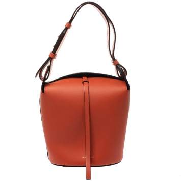 Pre Owned Burberry Clementine Leather Small Bucket Bag