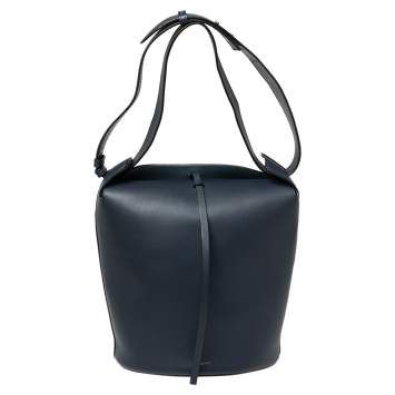Pre Owned Burberry Indigo Leather Large Bucket Bag