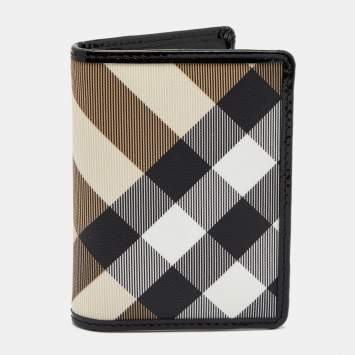 Pre Owned Burberry Beige Nova Check Coated Canvas And Patent Leather Bifold Wallet