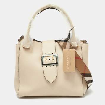 Pre Owned Burberry Beige Leather Medium Buckle Tote