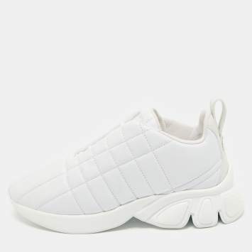 Pre Owned Burberry White Quilted Leather TNR Classic Sneakers Size 37