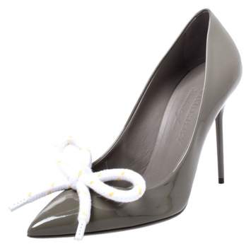 Pre Owned Burberry Grey Patent Leather Finsbury Bow Pointed Toe Pumps Size 37