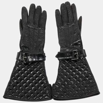 Pre Owned Burberry Black Quilted Glossy Leather Buckle Gloves 
