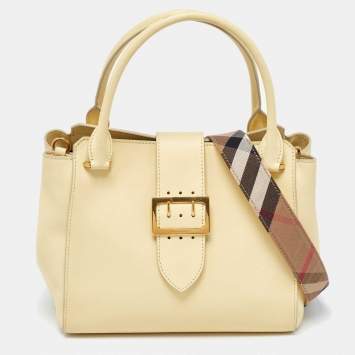 Pre Owned Burberry Yellow Leather Medium Buckle Tote