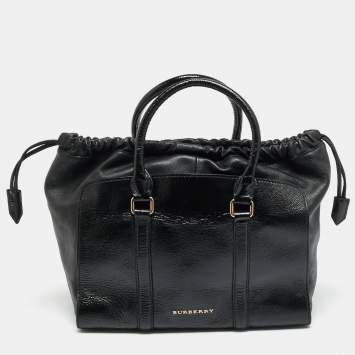 مملوكة مسبقًا Burberry Dinton Medium Black Patent Leather Tote