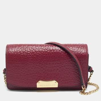 مملوكة مسبقًا Burberry Madison Burgundy Leather Wallet on Chain