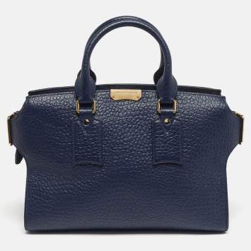 مملوكة مسبقًا Burberry Clifton Navy Blue Grain Leather Tote
