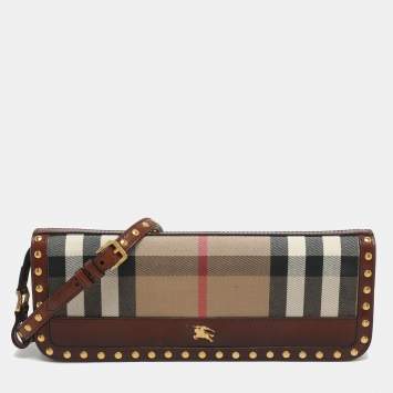 مملوكة مسبقًا Burberry Studded Beige Haymarket Check Canvas and Leather Wristlet Clutch