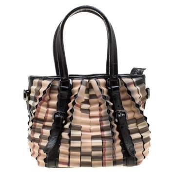Pre Owned Burberry Black/Beige Nova Check PVC and Patent Leather Cartridge Pleat Tote