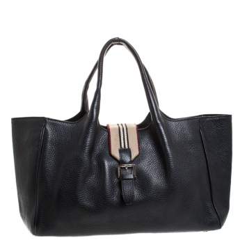 Pre Owned Burberry Black Leather Buckle Tote