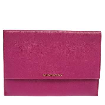 Pre Owned Burberry Fuchsia Leather Northchurch Clutch