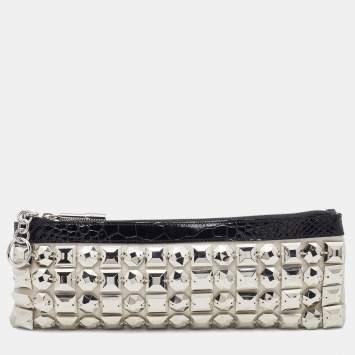 Pre Owned Burberry Off White/Black Fabric and Croc Embossed Patent Leather Embellished Wristlet Clutch