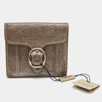 Pre Owned Burberry Metallic Leather Buckle Flap French Wallet
