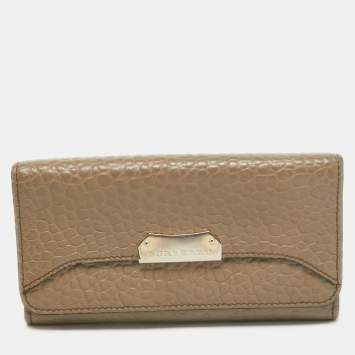 Pre Owned Burberry Beige Leather Flap Continental Wallet