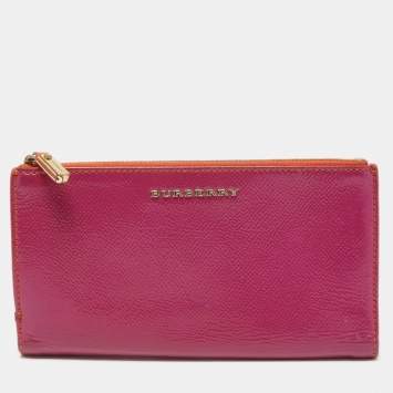 Pre Owned Burberry Magenta Patent Leather Constantine Continental Wallet