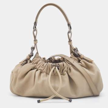 Pre Owned Burberry Cream Leather Drawstring  Hobo