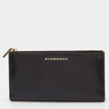 Pre Owned Burberry Black Patent Leather Long Zip Wallet