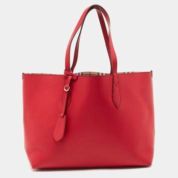 Pre Owned Burberry Red/Beige Haymarket Leather Reversible Lavenby Tote