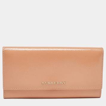 Pre Owned Burberry Coral Patent Leather Flap Continental Wallet