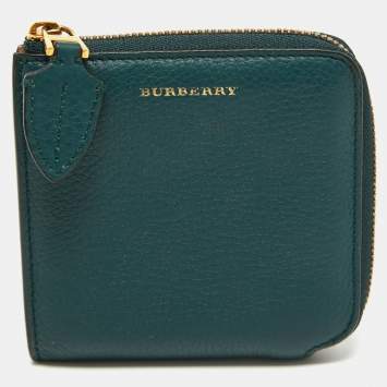Pre Owned Burberry Green Leather Square Zip Around Compact Wallet