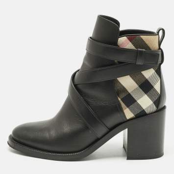 Pre Owned Burberry Black/Beige Check Canvas and Leather Ankle Length Boots Size 39