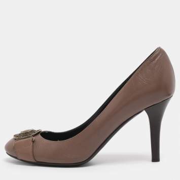 Pre Owned Burberry Etoupe Leather Pumps Size 38