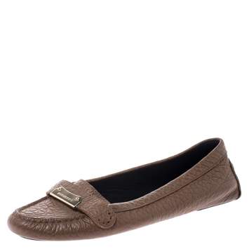 Pre Owned Burberry Brown Grain Leather Signature Loafers Size 39